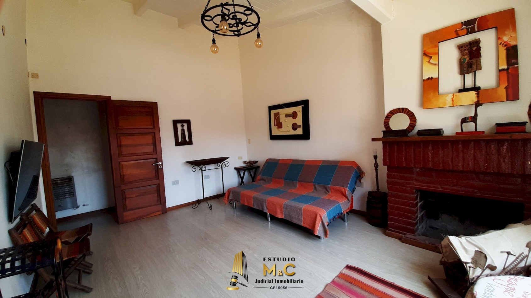 Venta Casa 2 Dormitorios mas 3 Lofts Alquilados en B° Matienzo