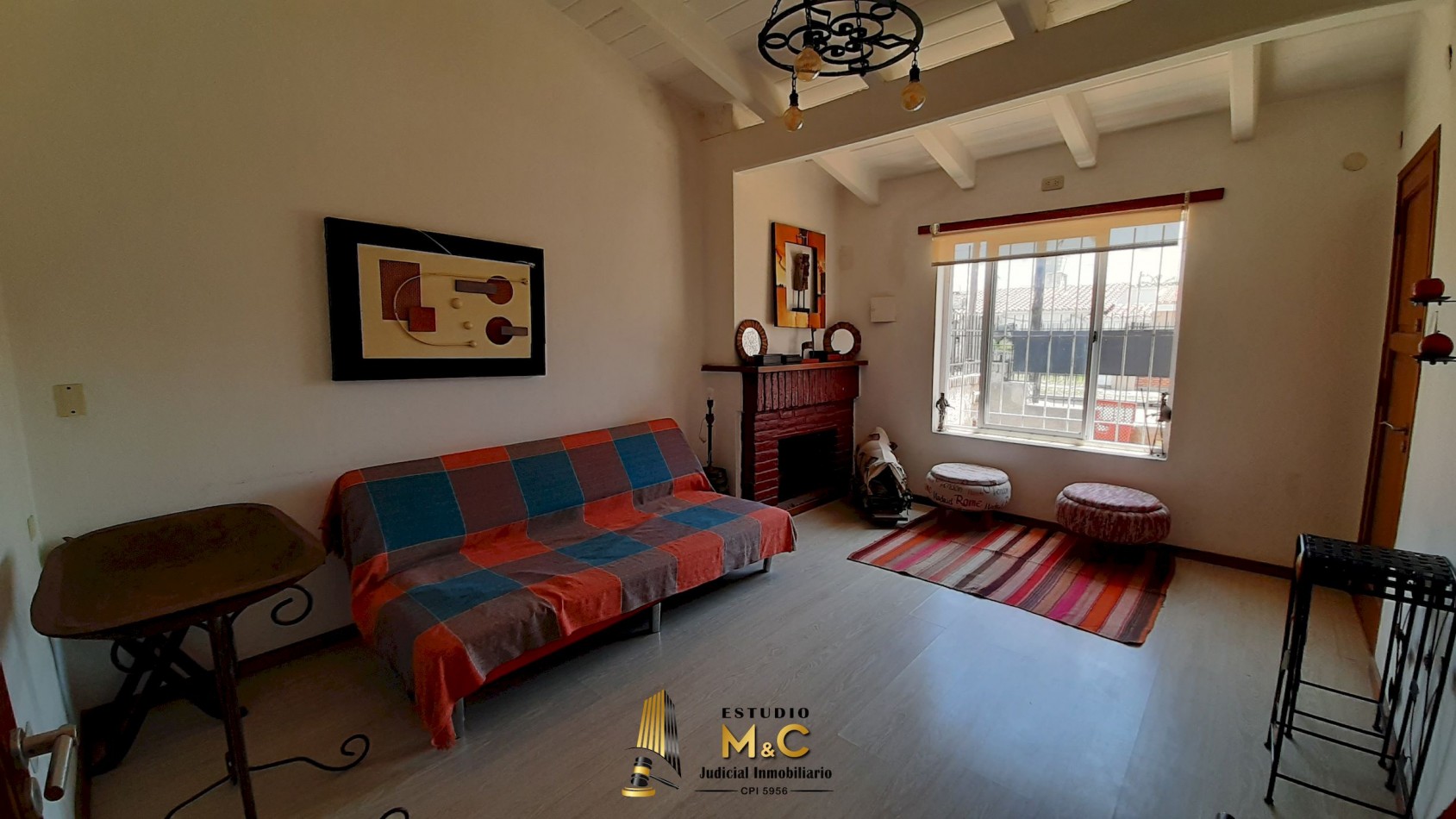 Venta Casa 2 Dormitorios mas 3 Lofts Alquilados en B° Matienzo