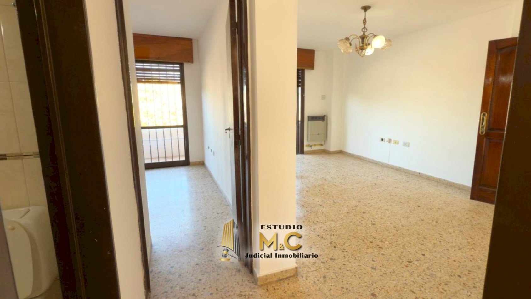 Alquilo - Dpto 2 Dorm con patio en B° Talleres 