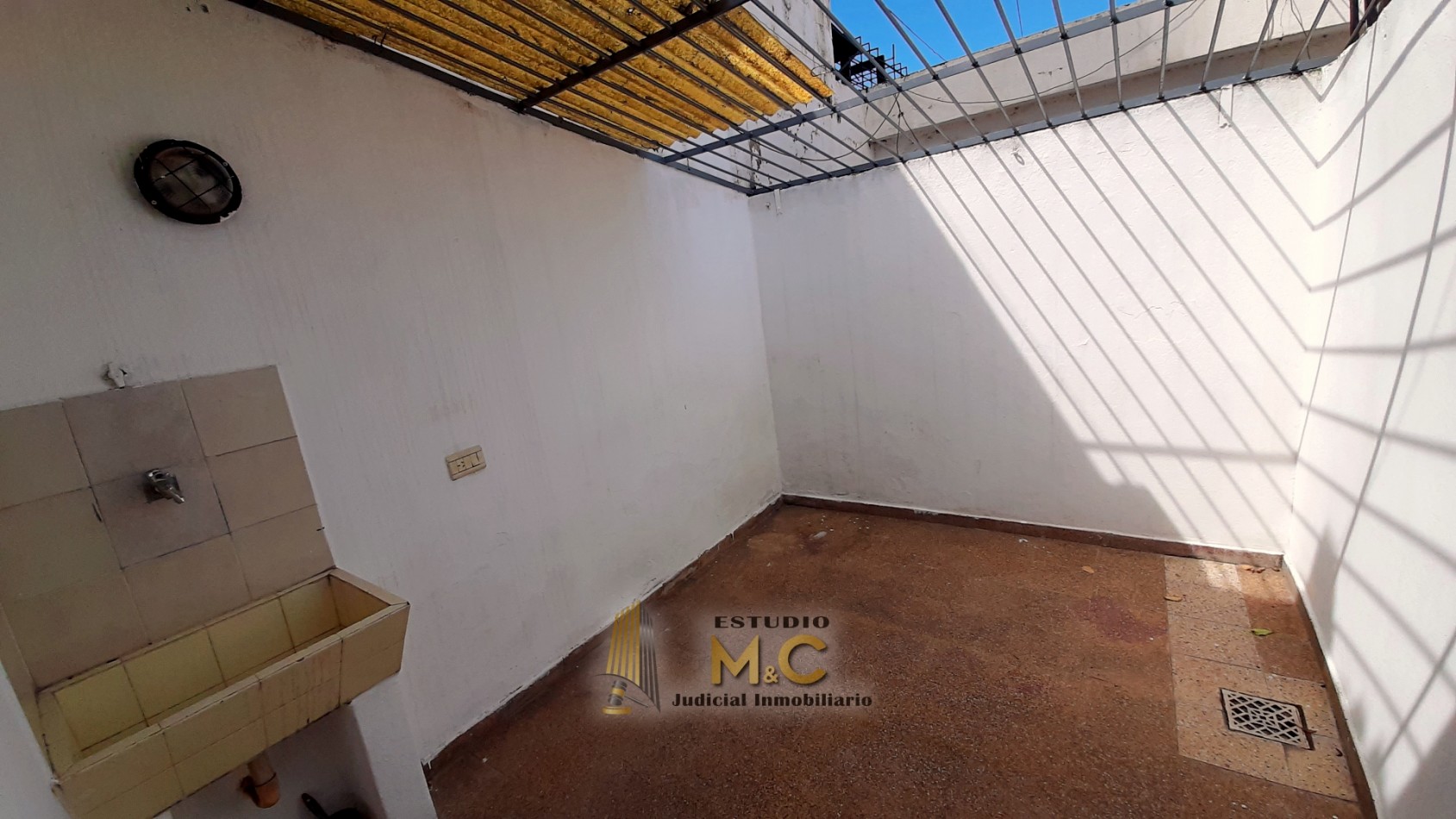 Dpto 1 dorm en B° Alberdi | Interno en PB con patio | Rioja y Santa Fe