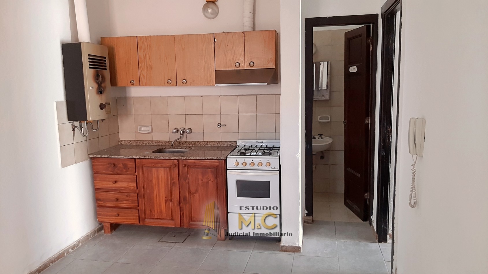 Dpto 1 dorm en B° Alberdi | Interno en PB con patio | Rioja y Santa Fe