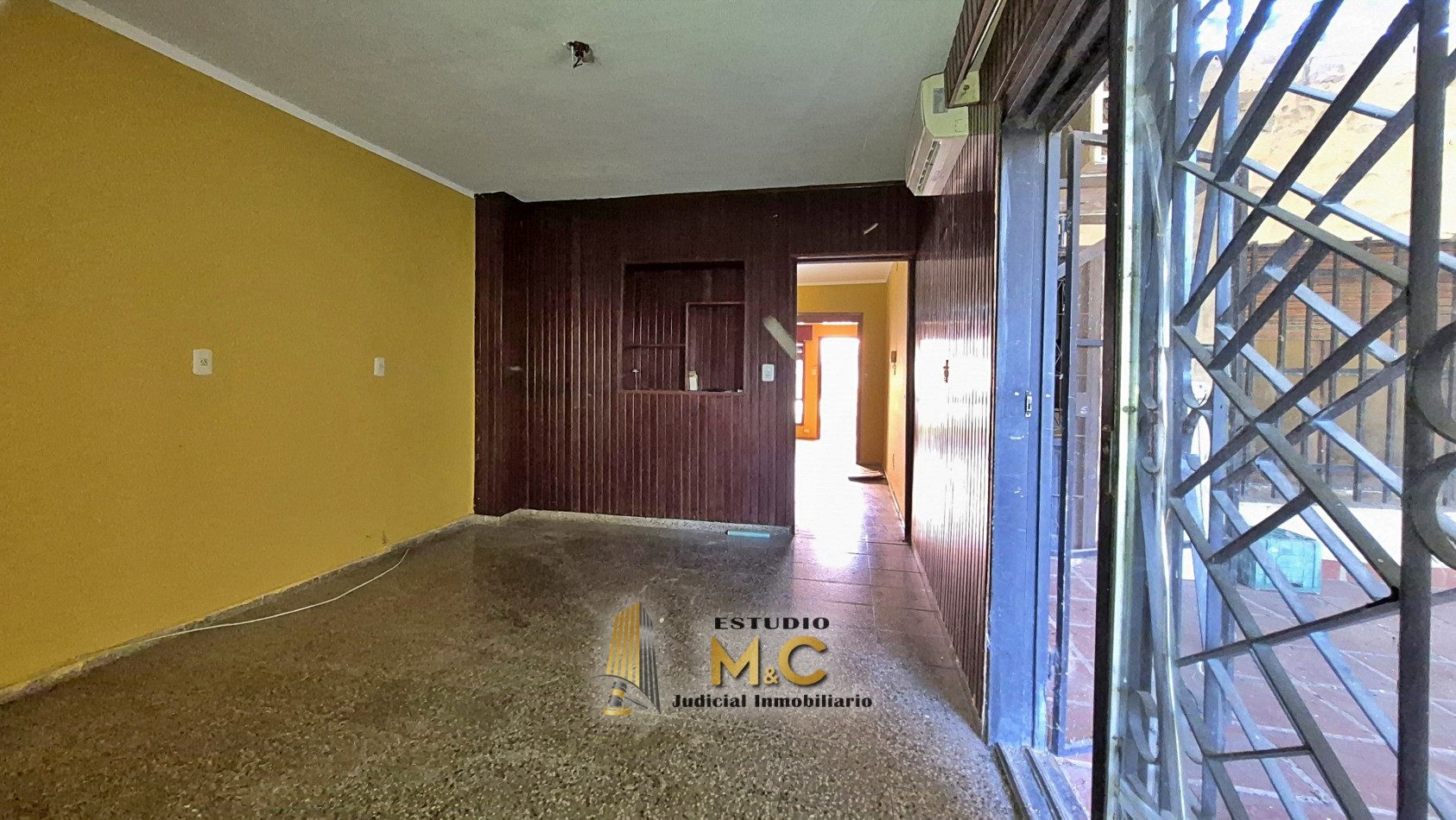 Casa de 235m en lote de 475m - B° Las Palmas