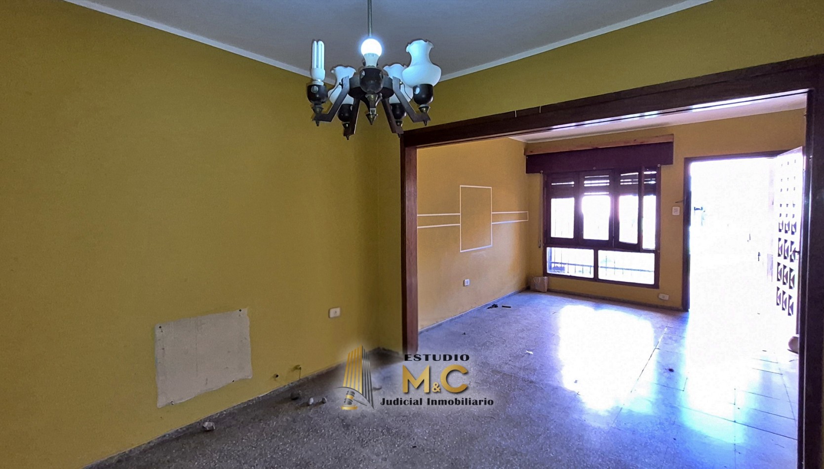 Casa de 235m en lote de 475m - B° Las Palmas