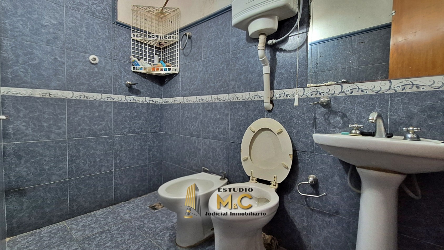 Casa de 235m en lote de 475m - B° Las Palmas