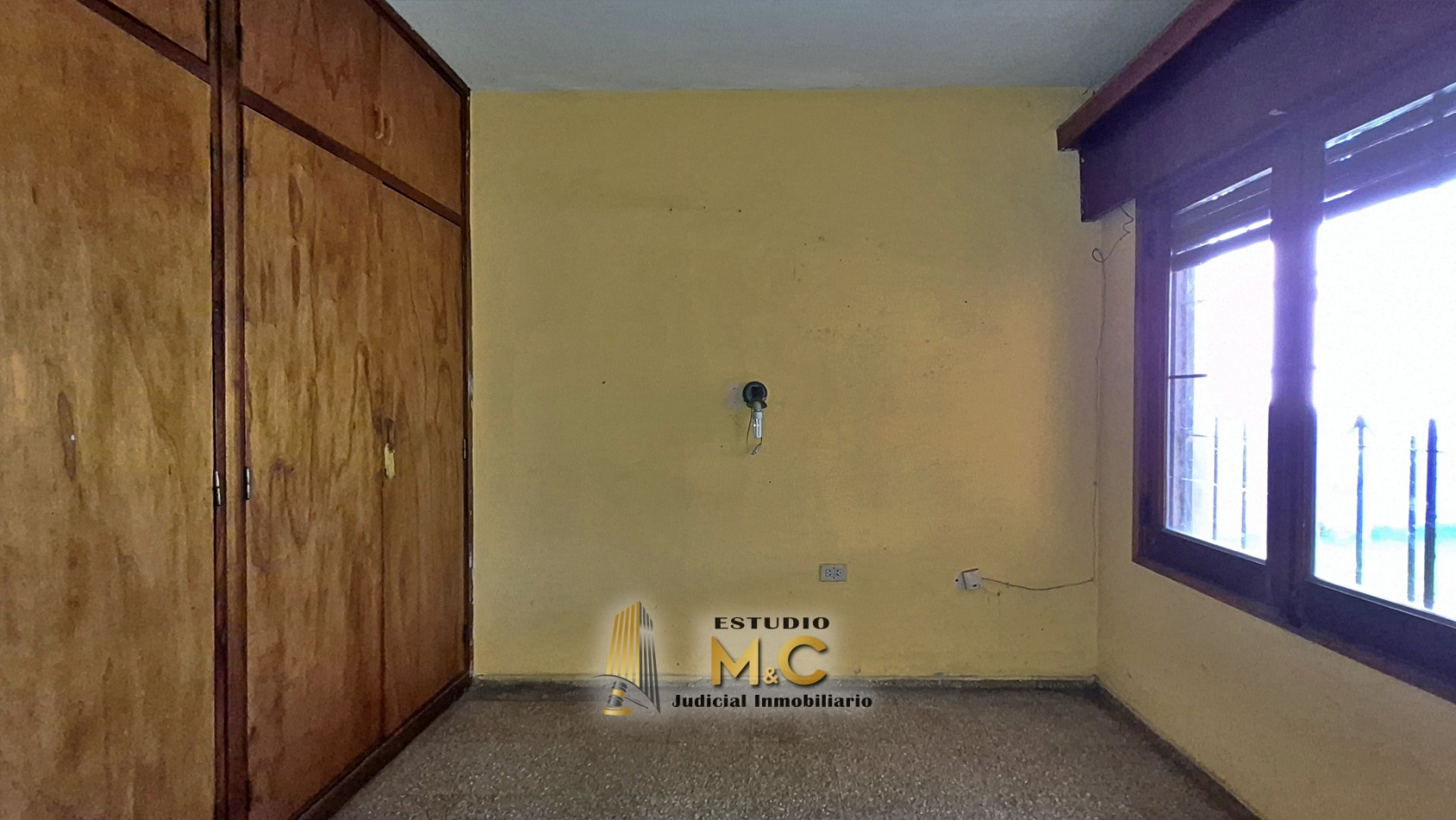 Casa de 235m en lote de 475m - B° Las Palmas